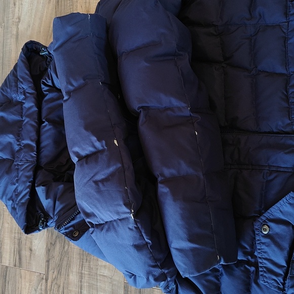 GUC Navy Down Coat - Picture 9 of 9